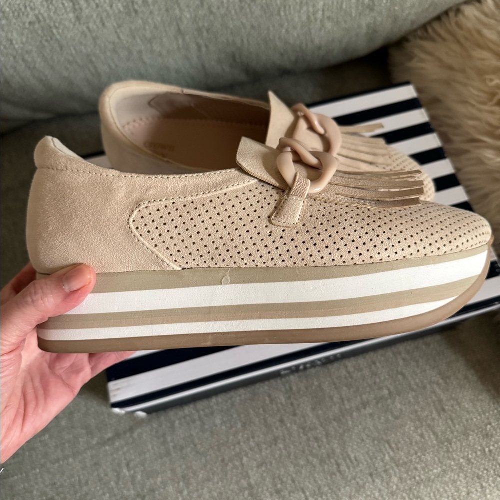 Crown & Ivy sneaker loafers barely worn. EUC! - Picture 2 of 4